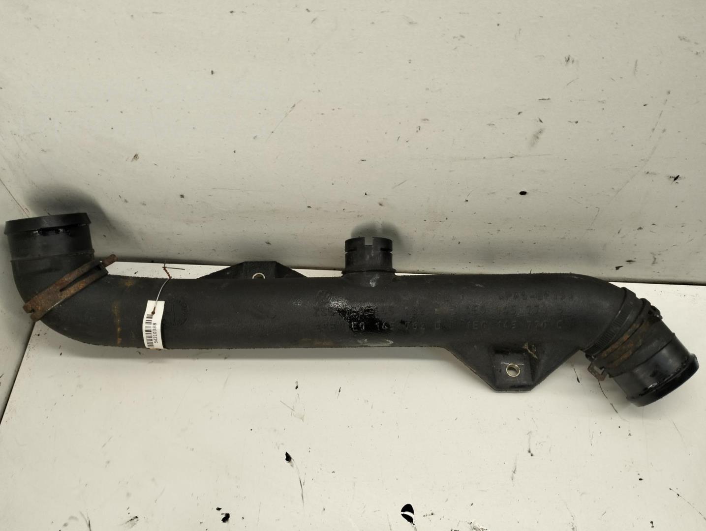 Патрубок интеркулера