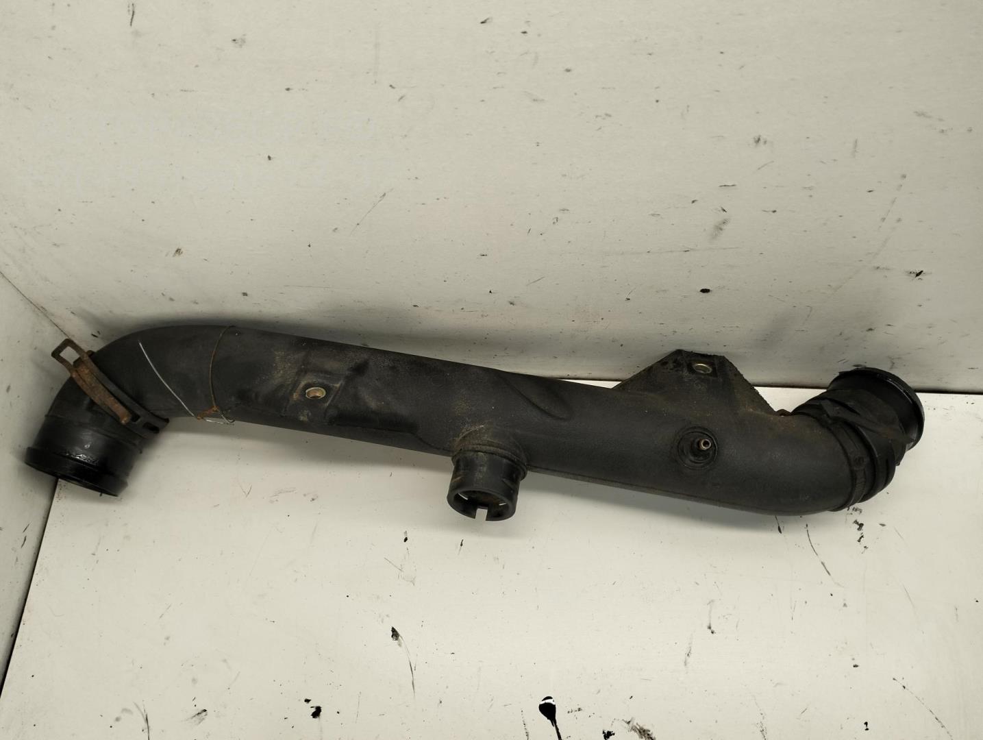 Патрубок интеркулера