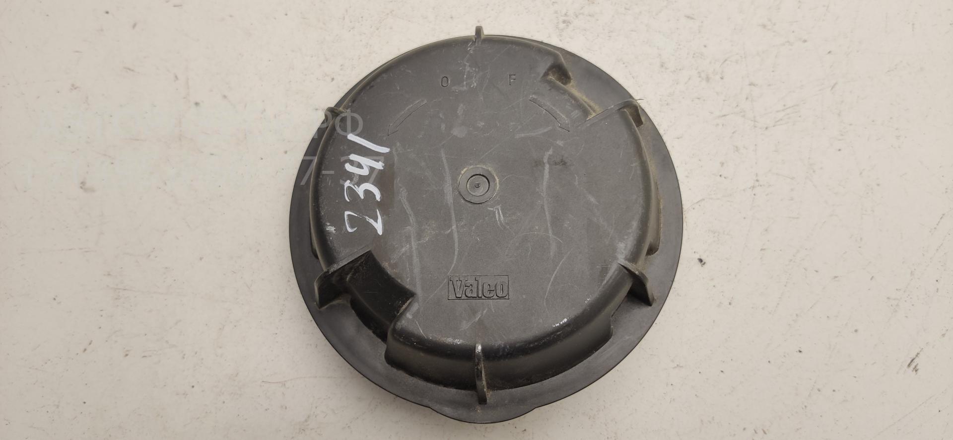 Крышка фары левой