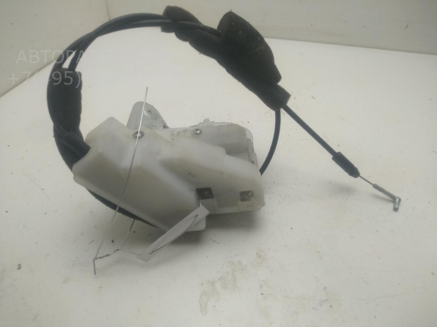 Замок двери задней левой