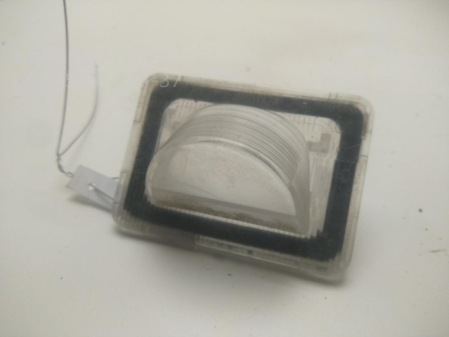 Фонарь подсветки номера