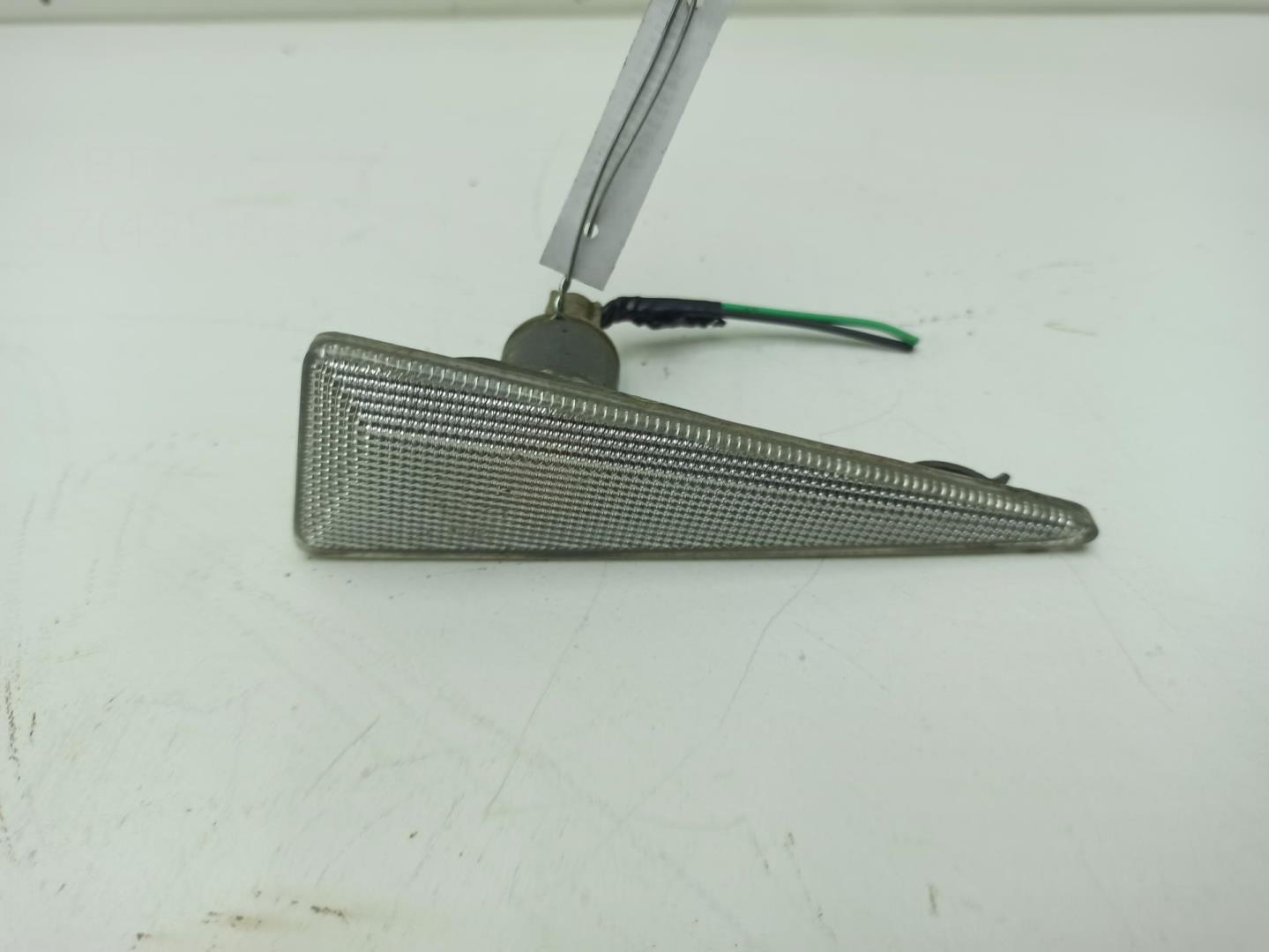 Указатель поворота правый