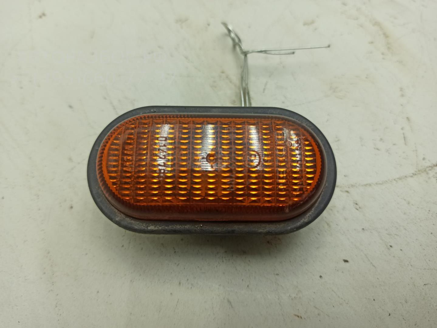 Указатель поворота правый