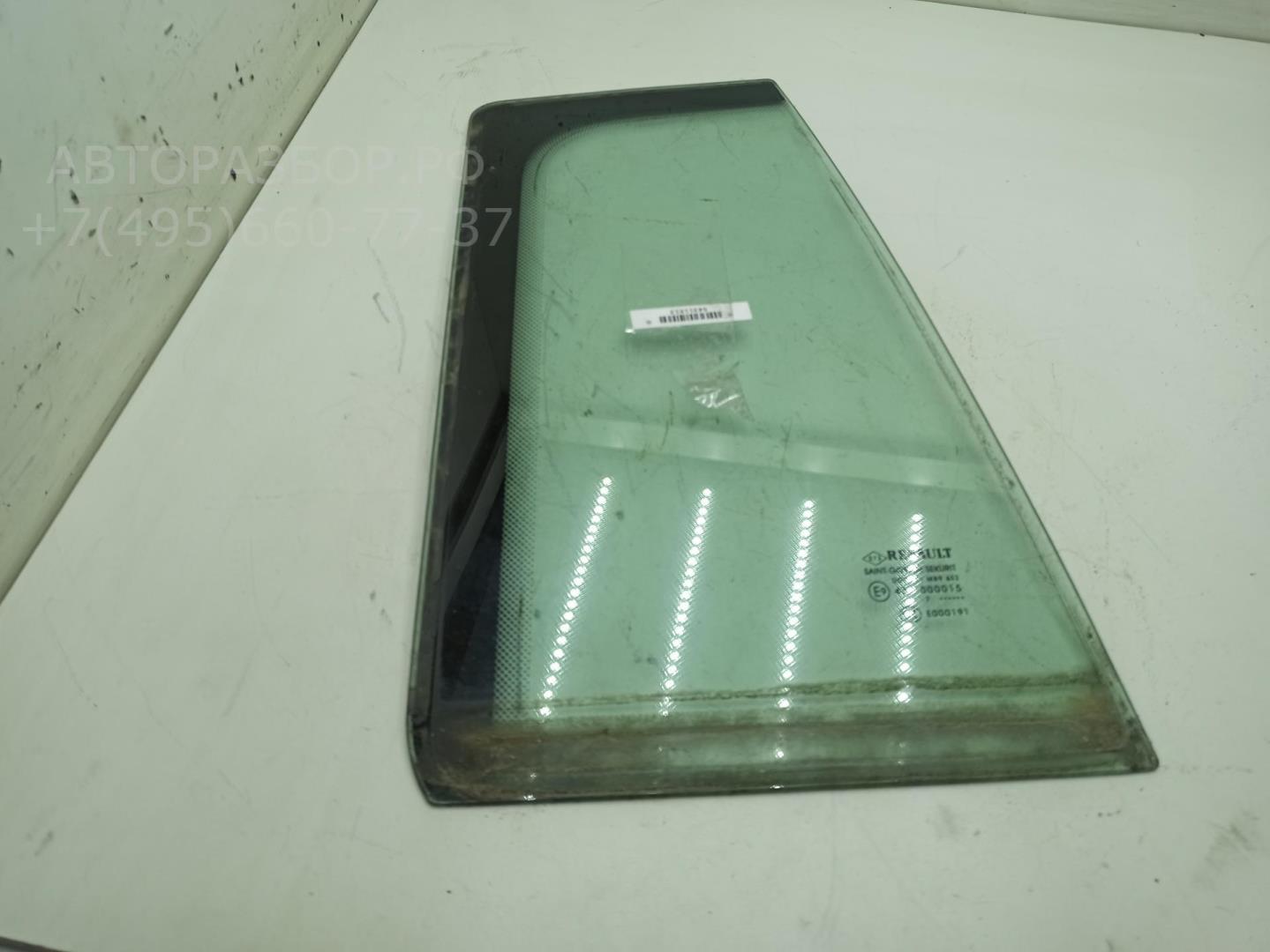 Стекло двери задней правой (форточка)