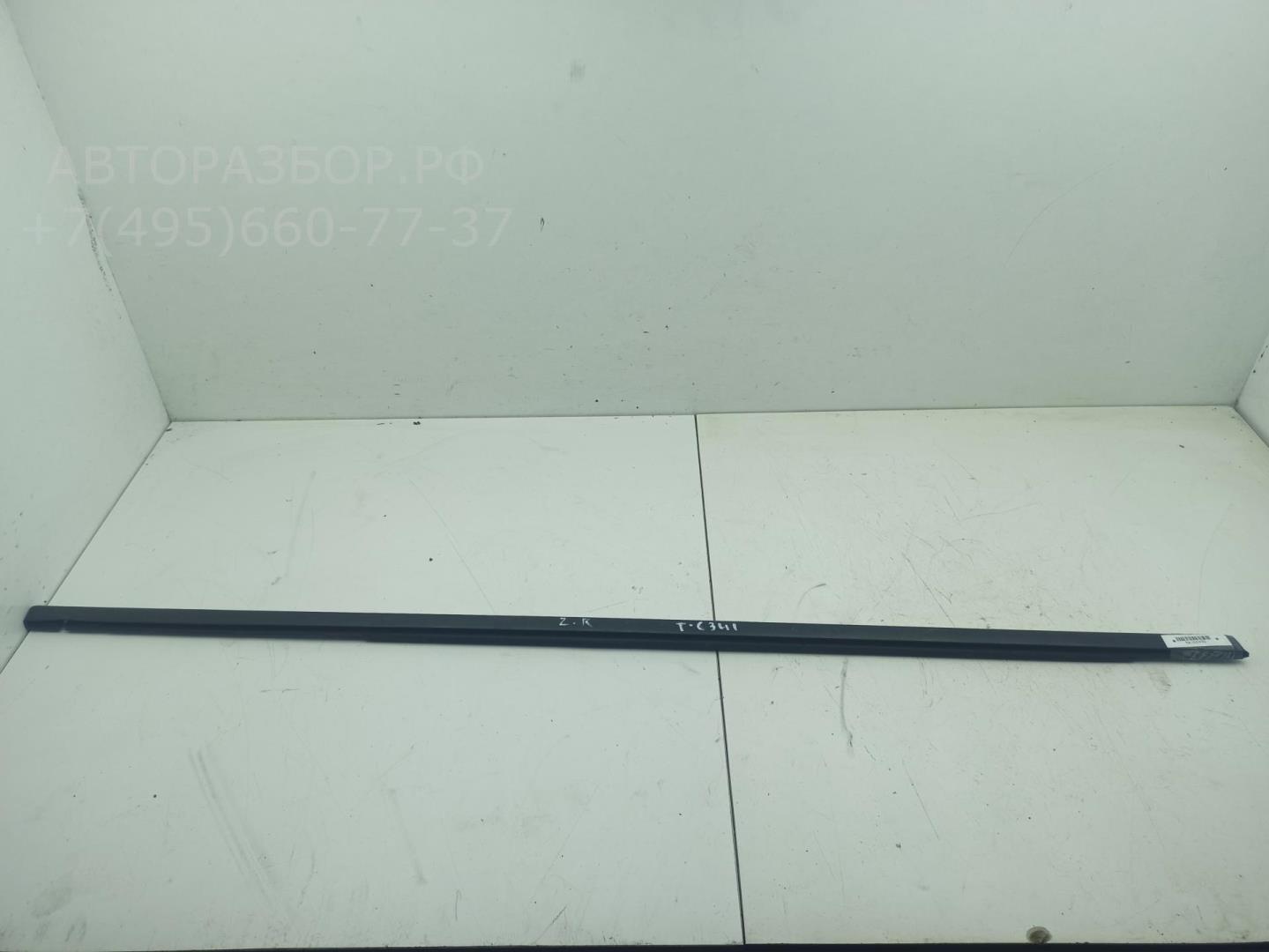 Накладка стекла заднего правого