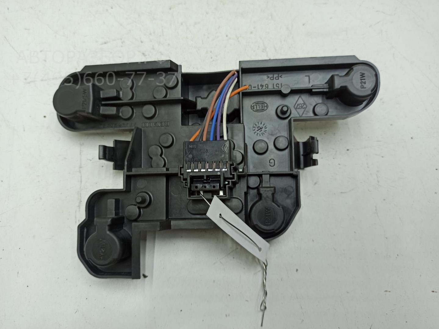 Плата заднего фонаря левого