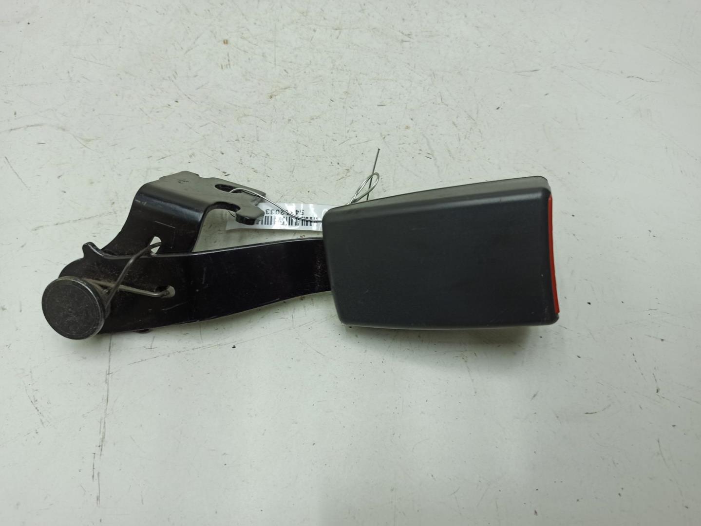 Ответная часть ремня безопасности