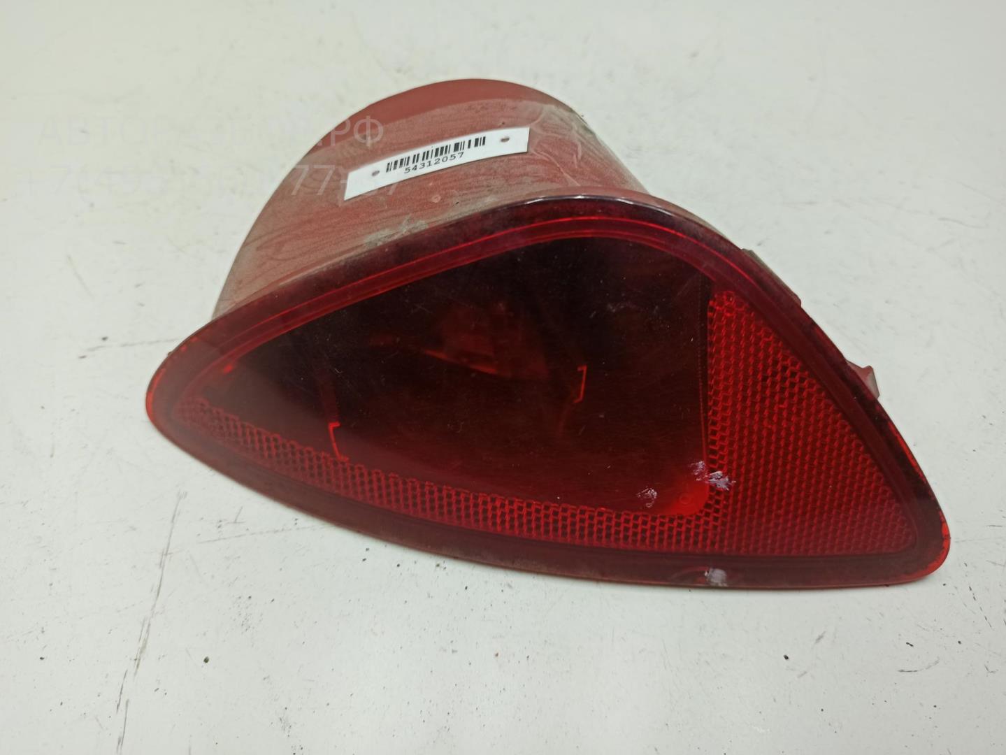 Фонарь задний в бампер правый