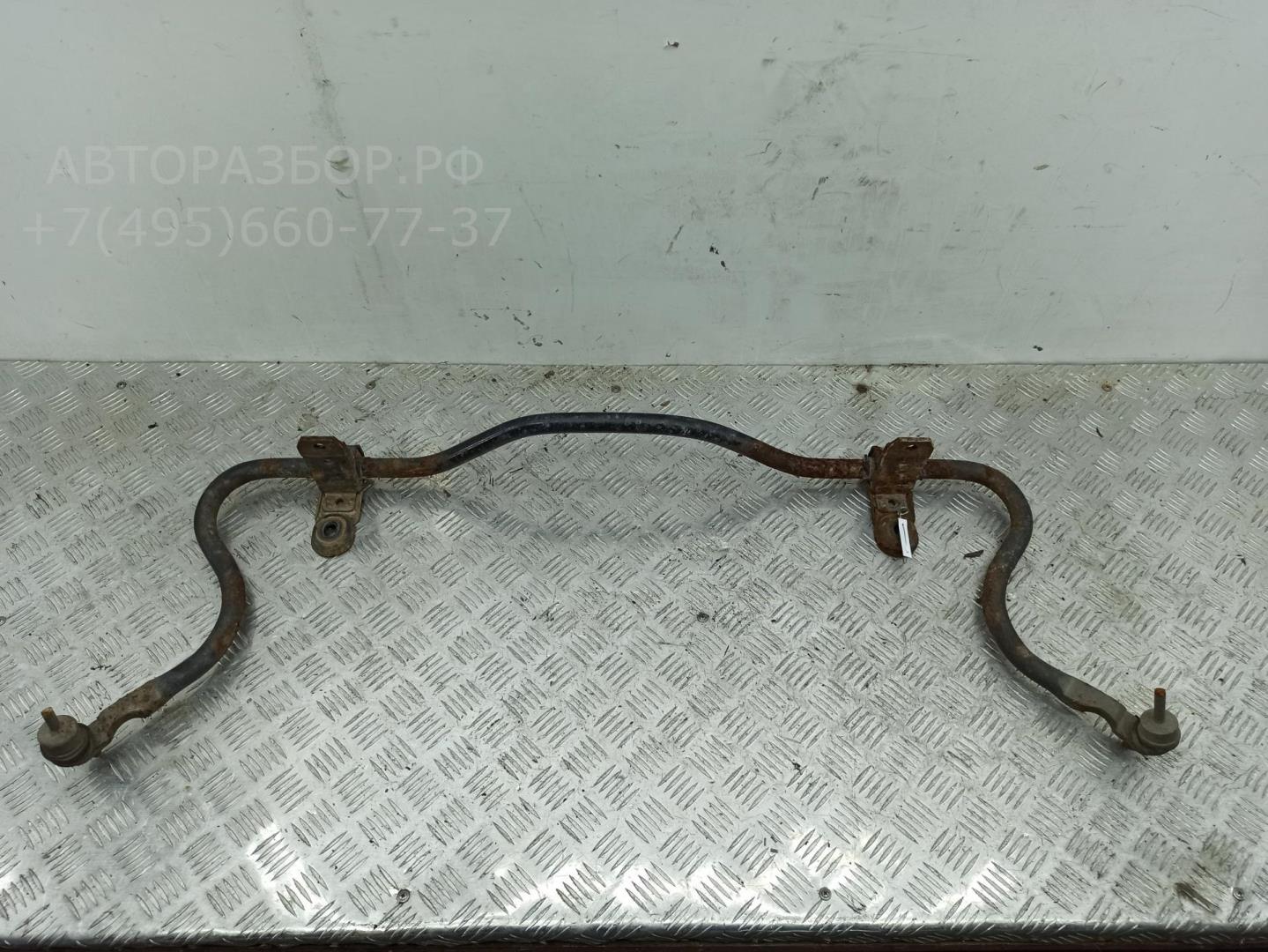 Стабилизатор передний