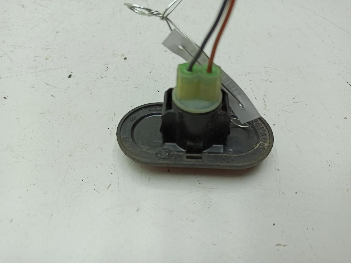 Указатель поворота левый