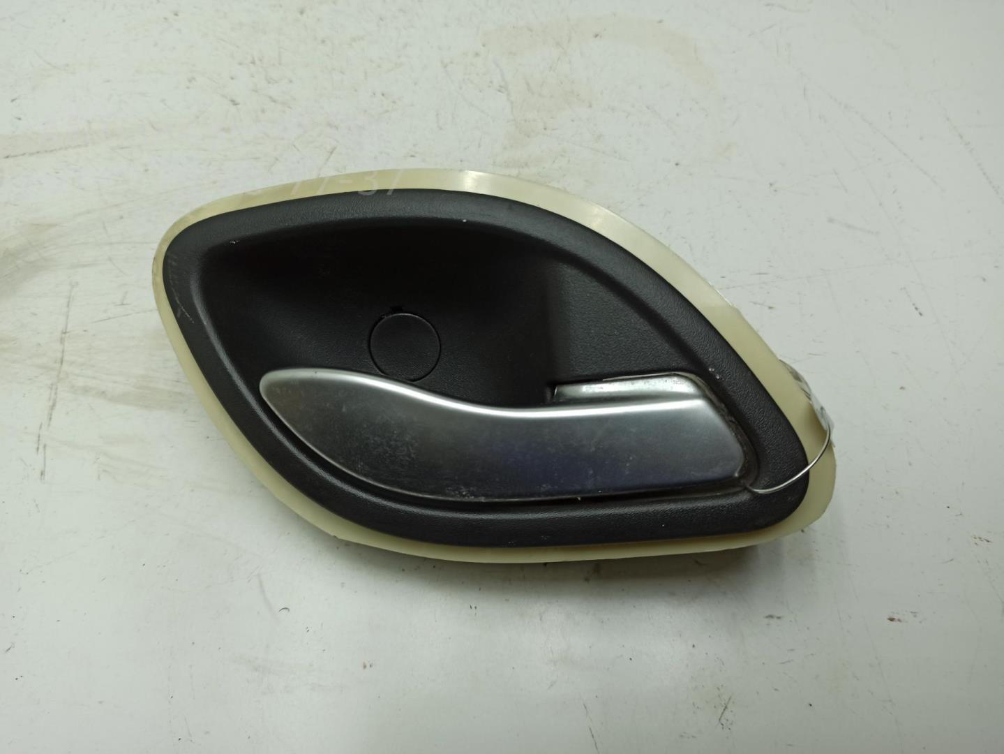 Ручка двери задней внутренняя правая