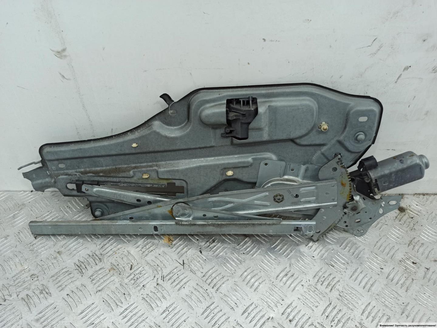 Стеклоподъемник электр. передний правый