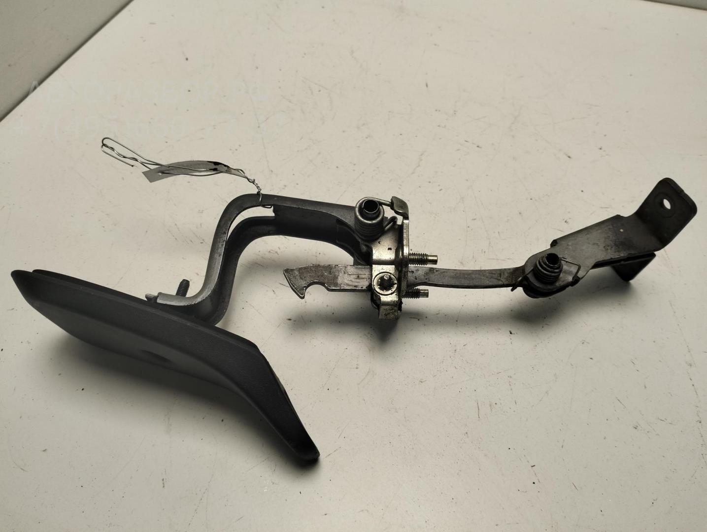 Ограничитель двери