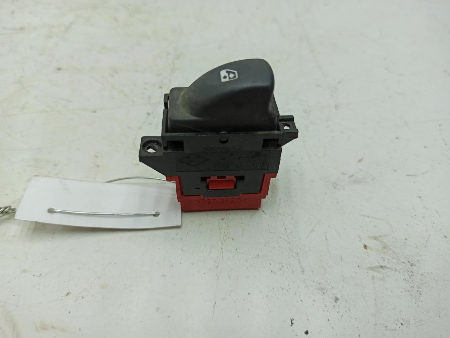 Кнопка стеклоподъемника