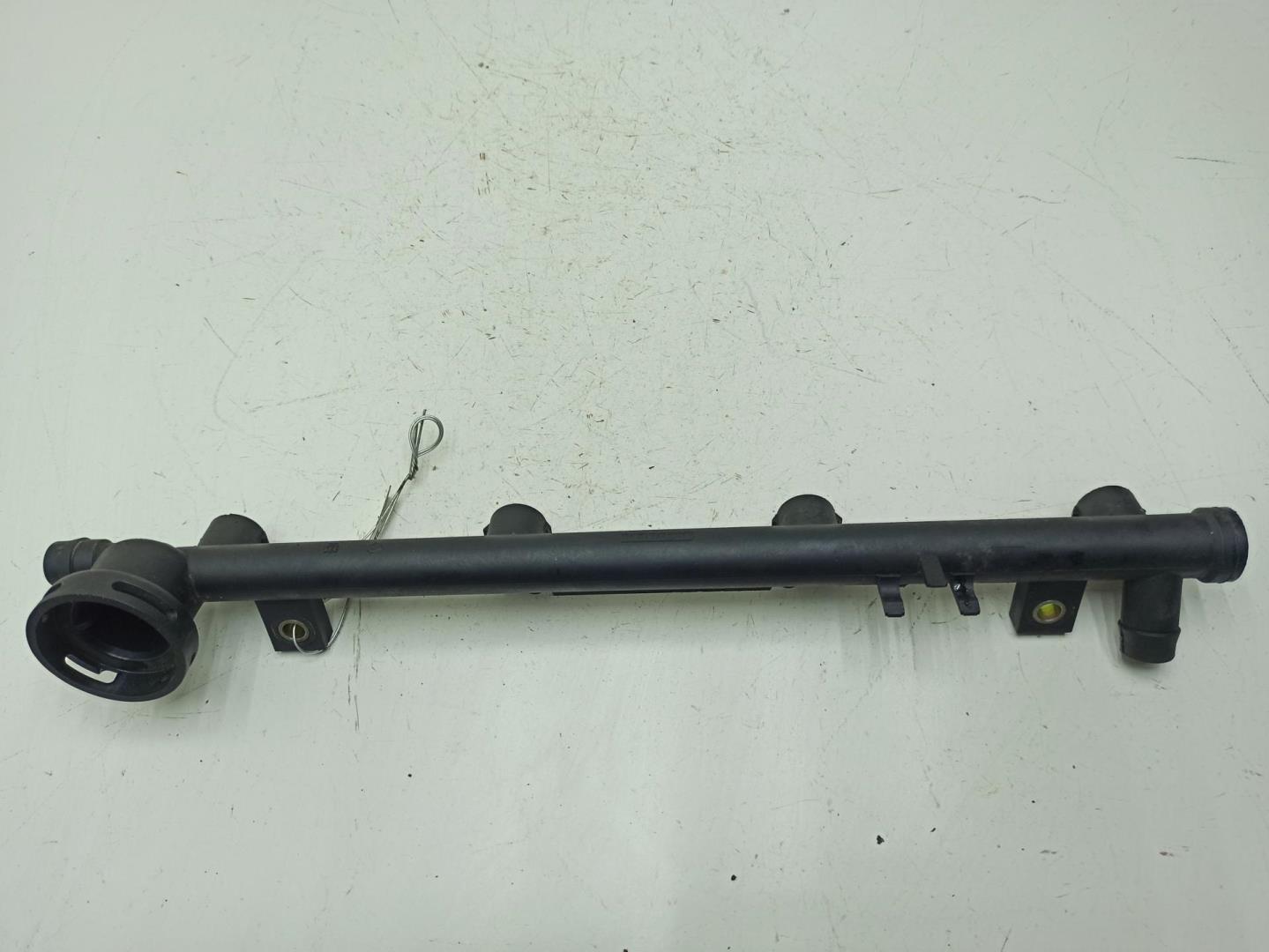 Рейка топливная (рампа)