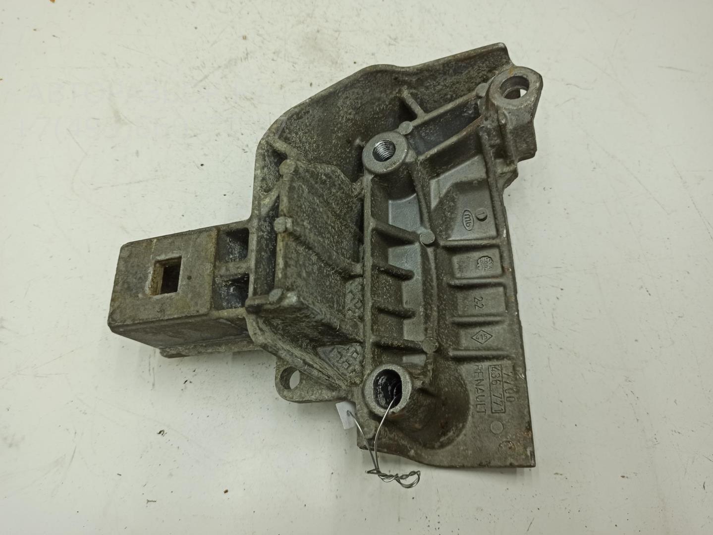 Опора двигателя