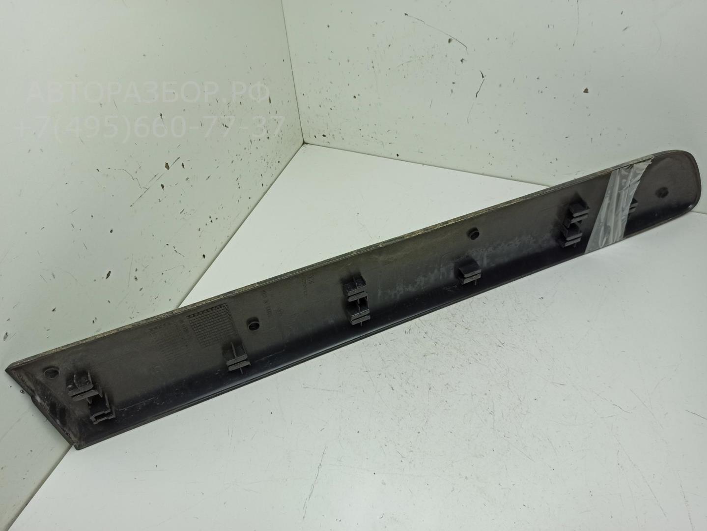 Накладка двери задней левой