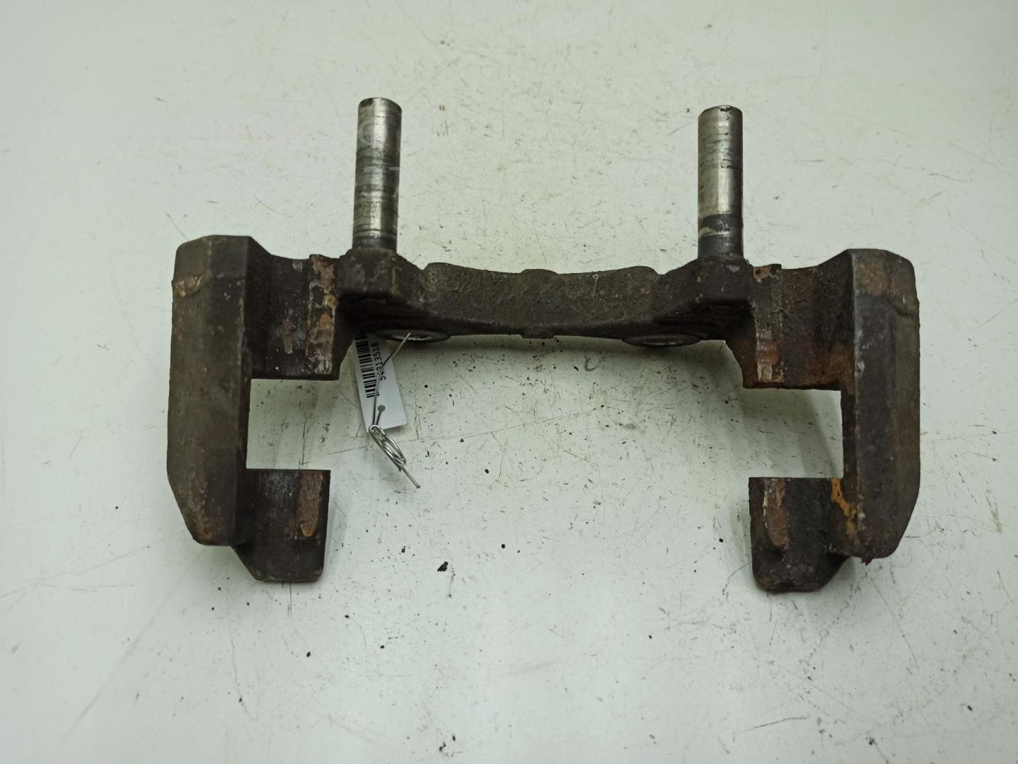 Скоба суппорта переднего