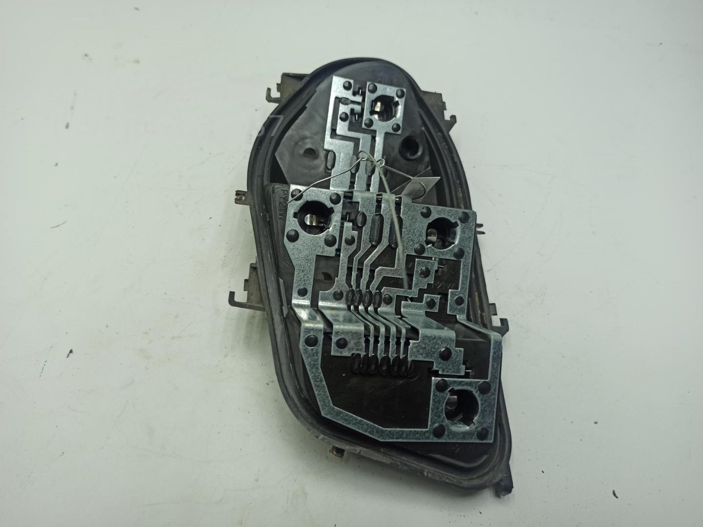 Плата заднего фонаря левого