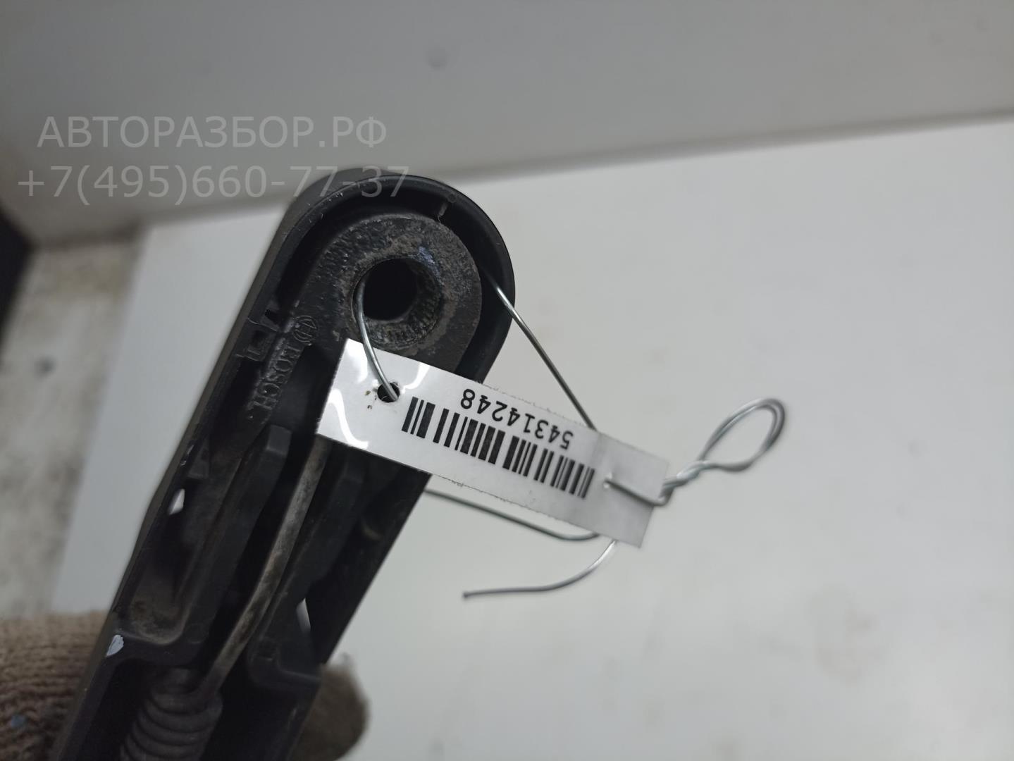 Поводок стеклоочистителя заднего
