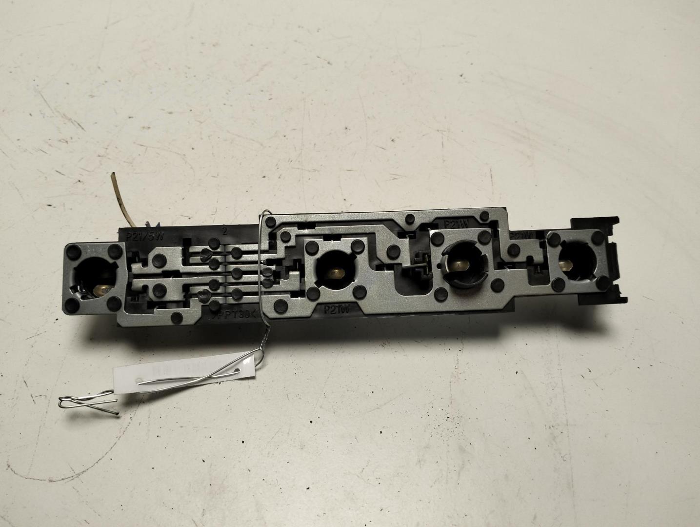 Плата заднего фонаря правого