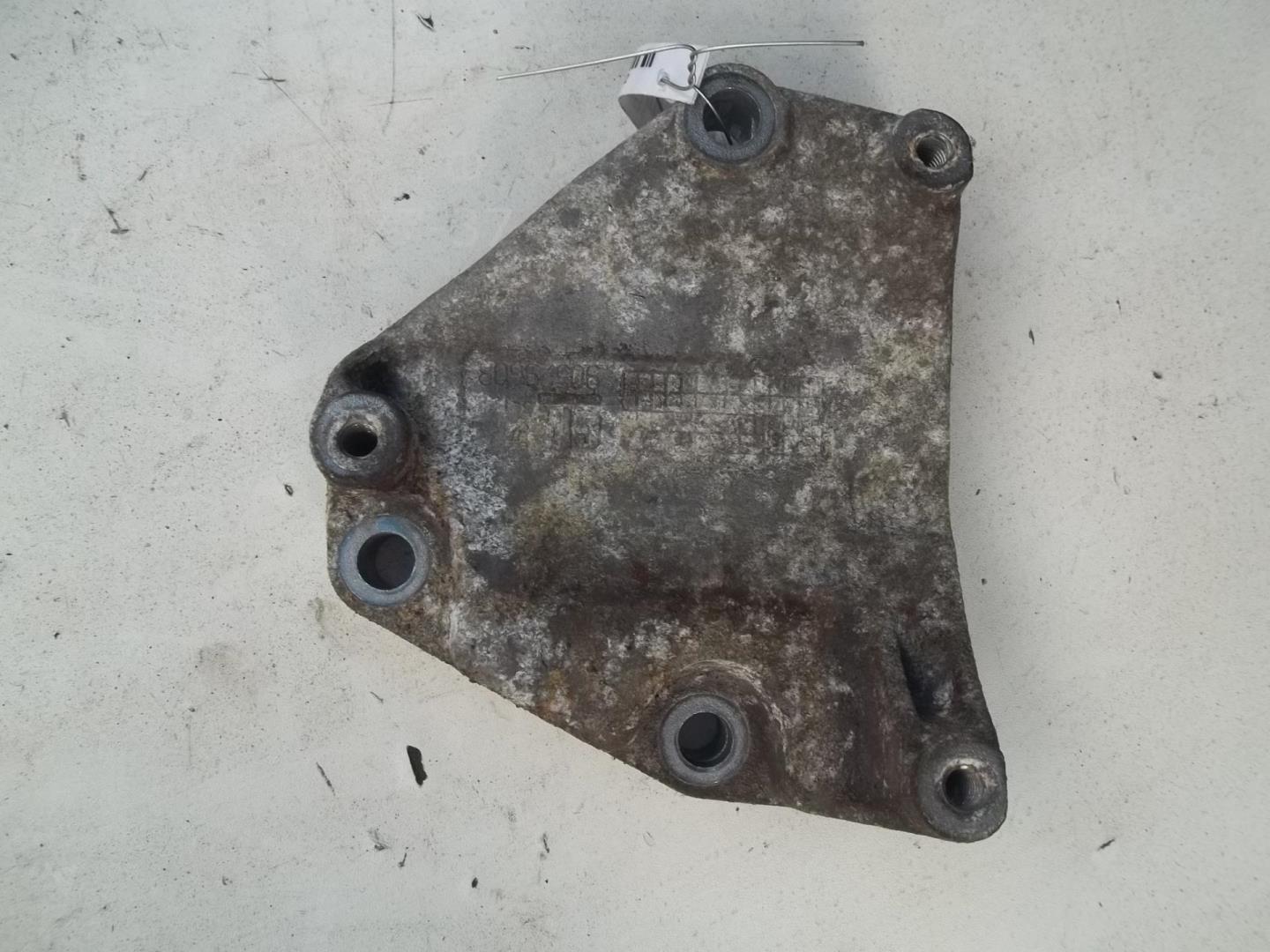 Кронштейн кондиционера