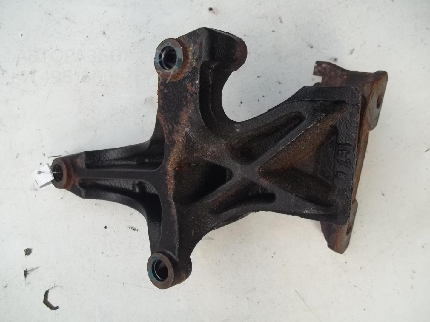 Опора двигателя