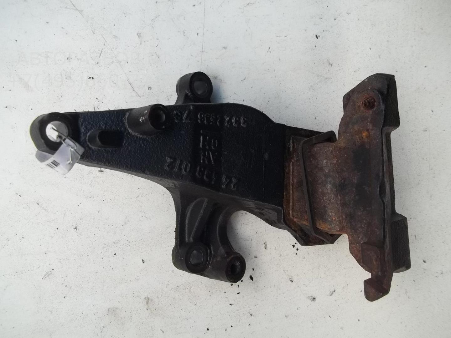 Опора двигателя