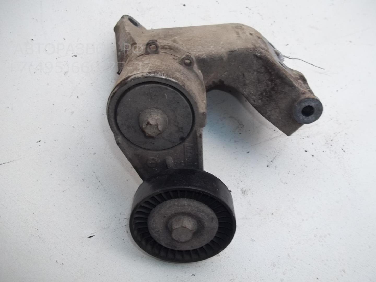 Кронштейн генератора