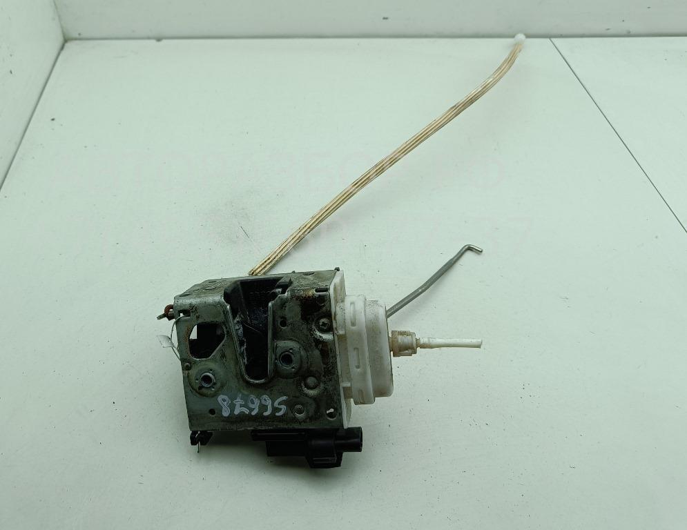 Замок двери передней правой