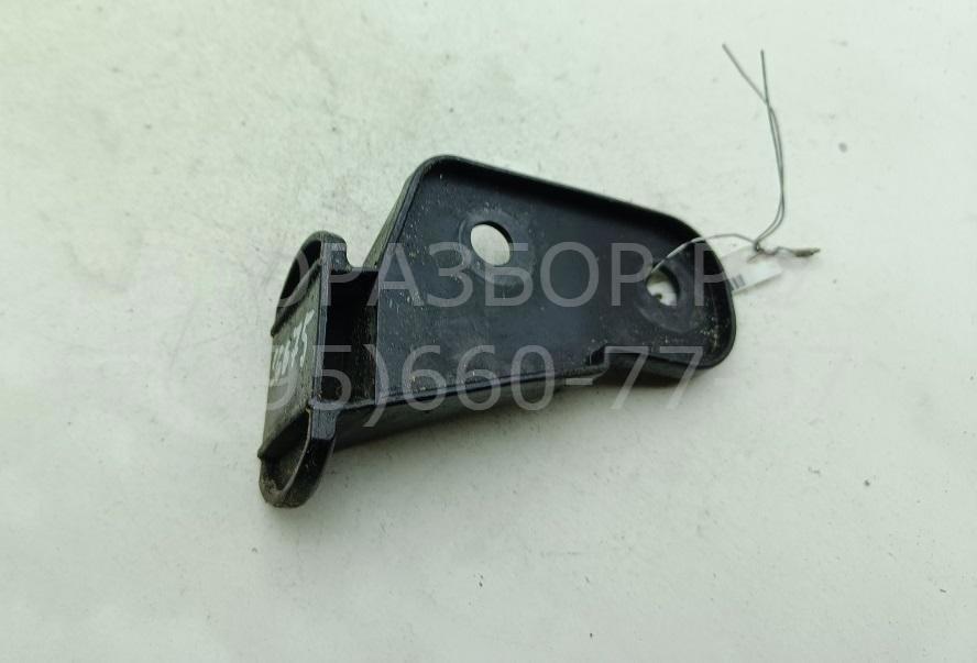 Кронштейн переднего бампера левый