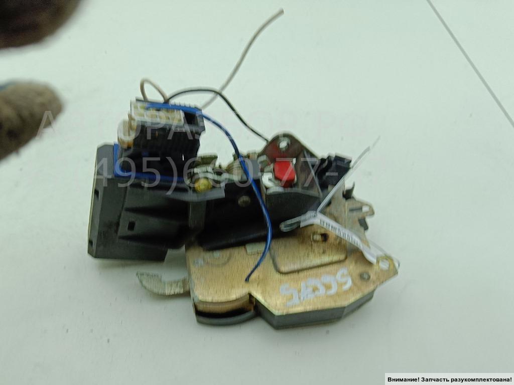 Замок двери задней правой