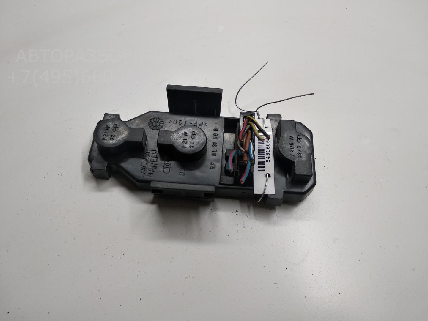 Плата заднего фонаря левого