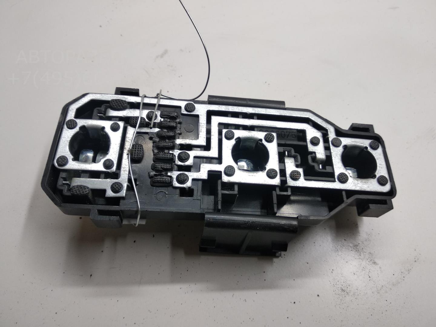 Плата заднего фонаря левого