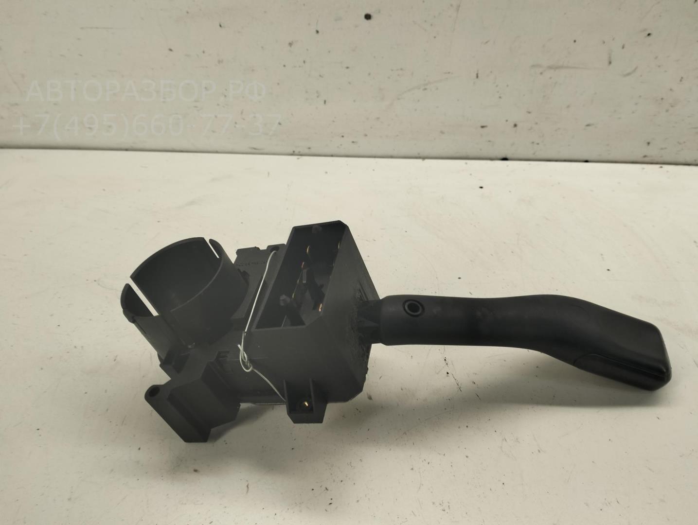 Переключатель поворотов подрулевой