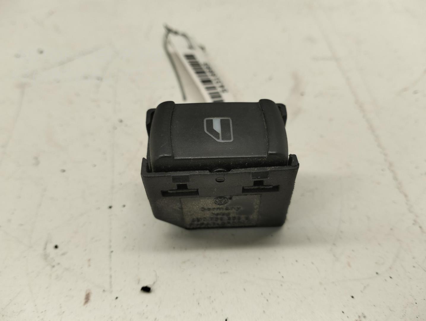 Кнопка стеклоподъемника