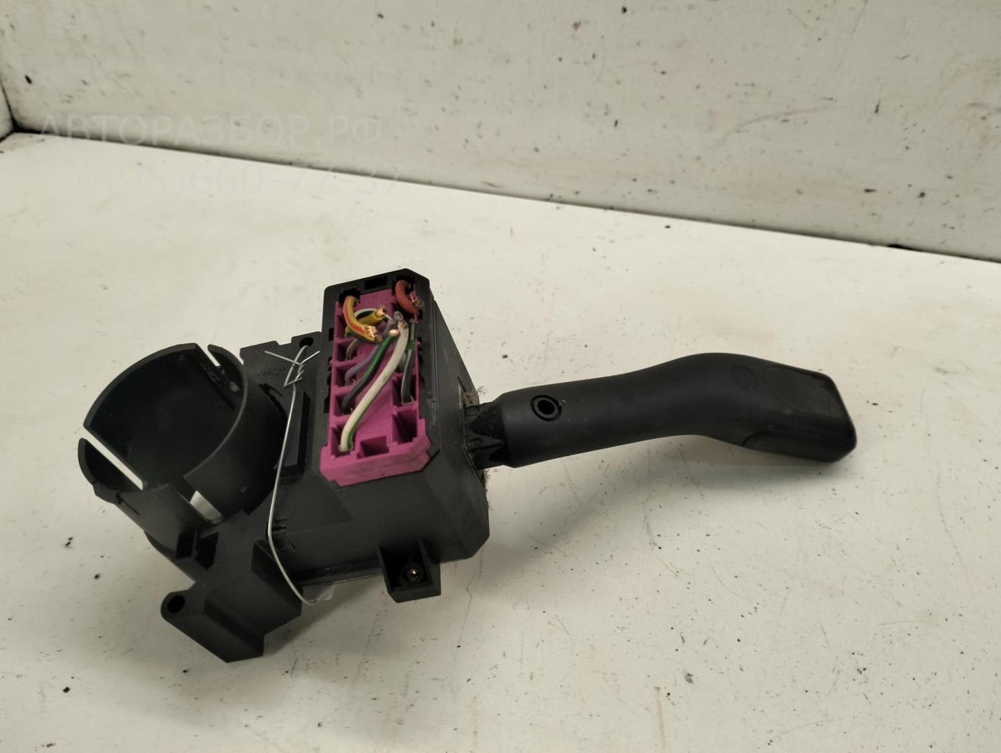 Переключатель поворотов подрулевой