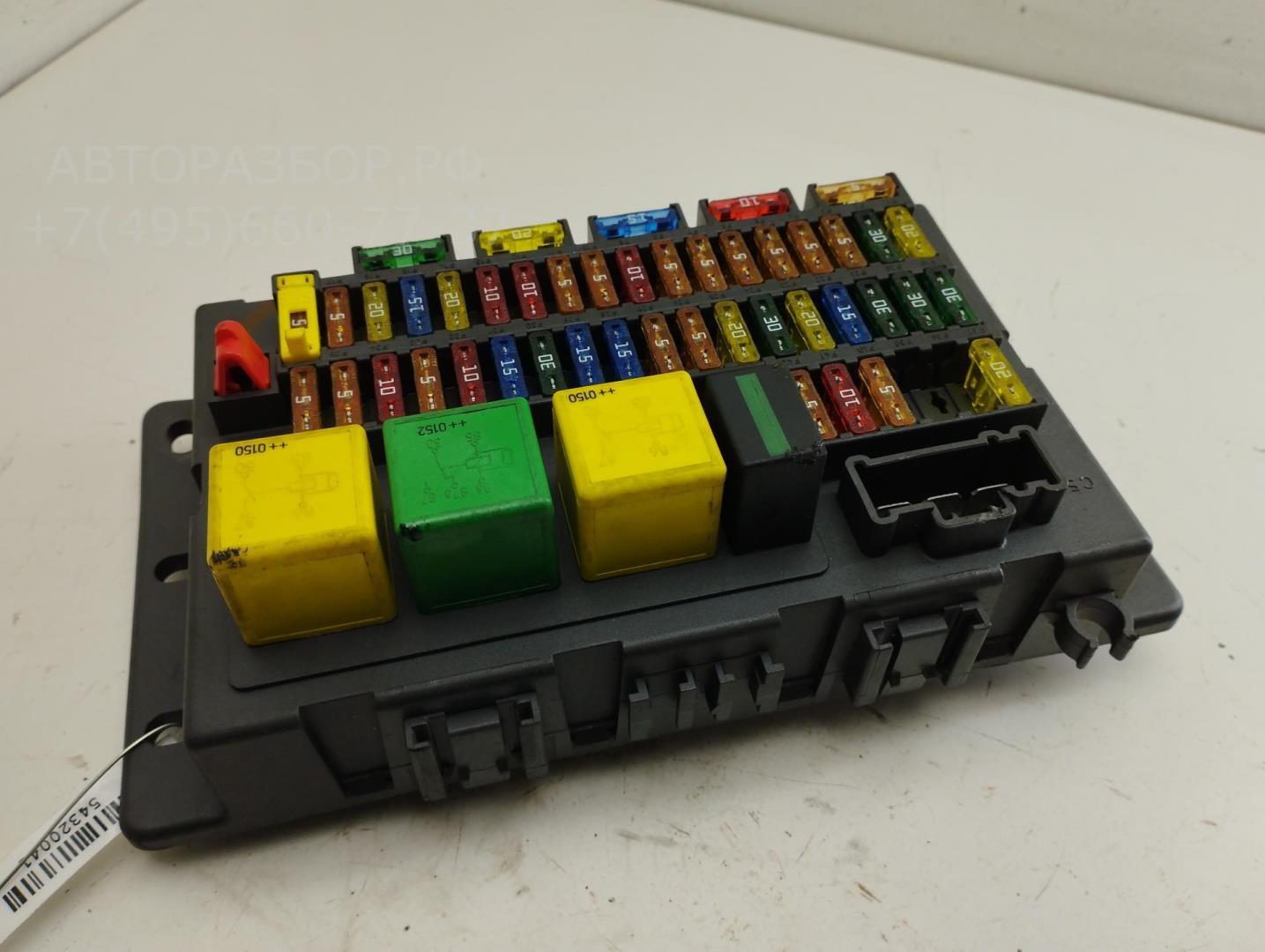 Блок предохранителей