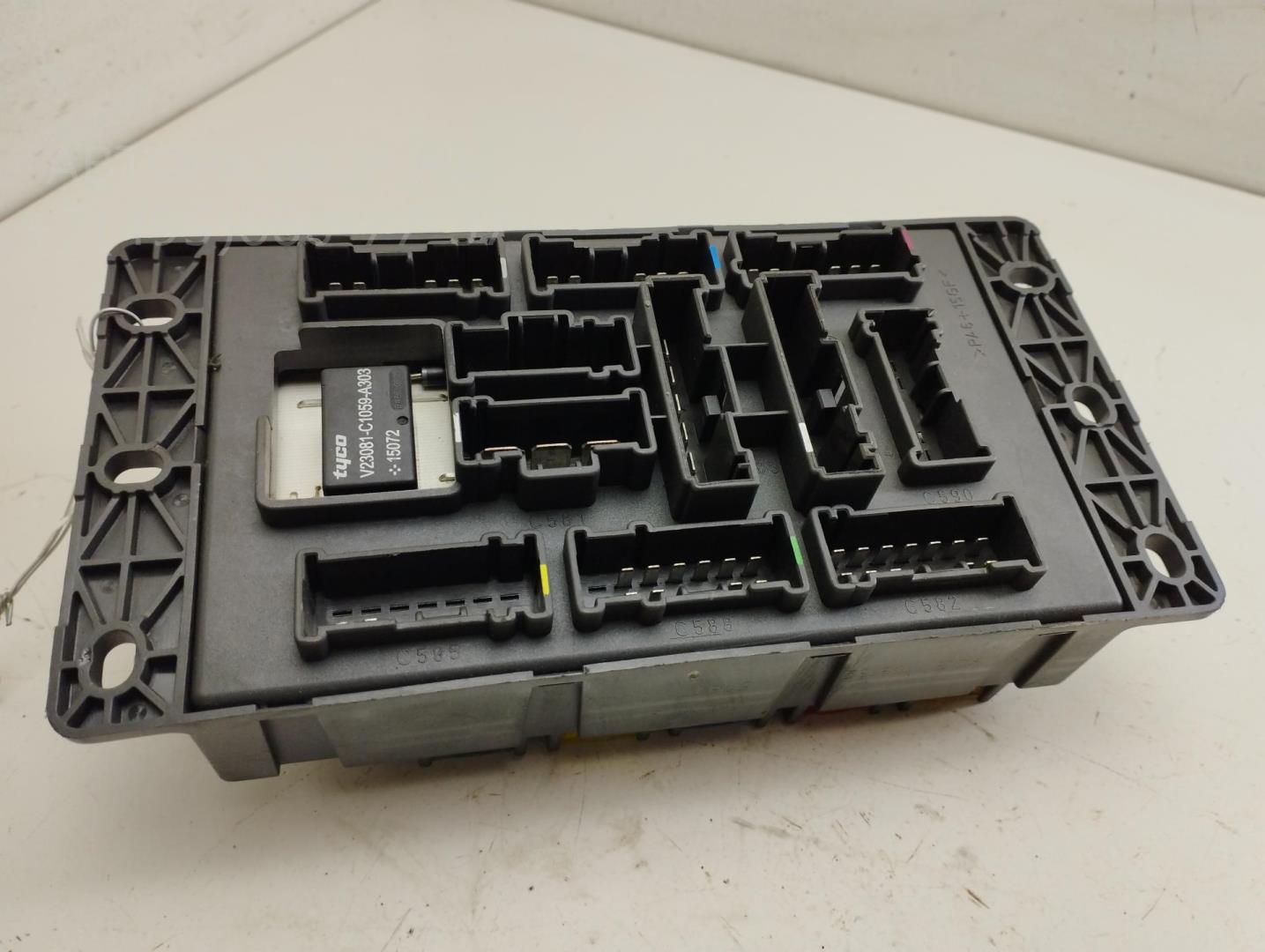 Блок предохранителей