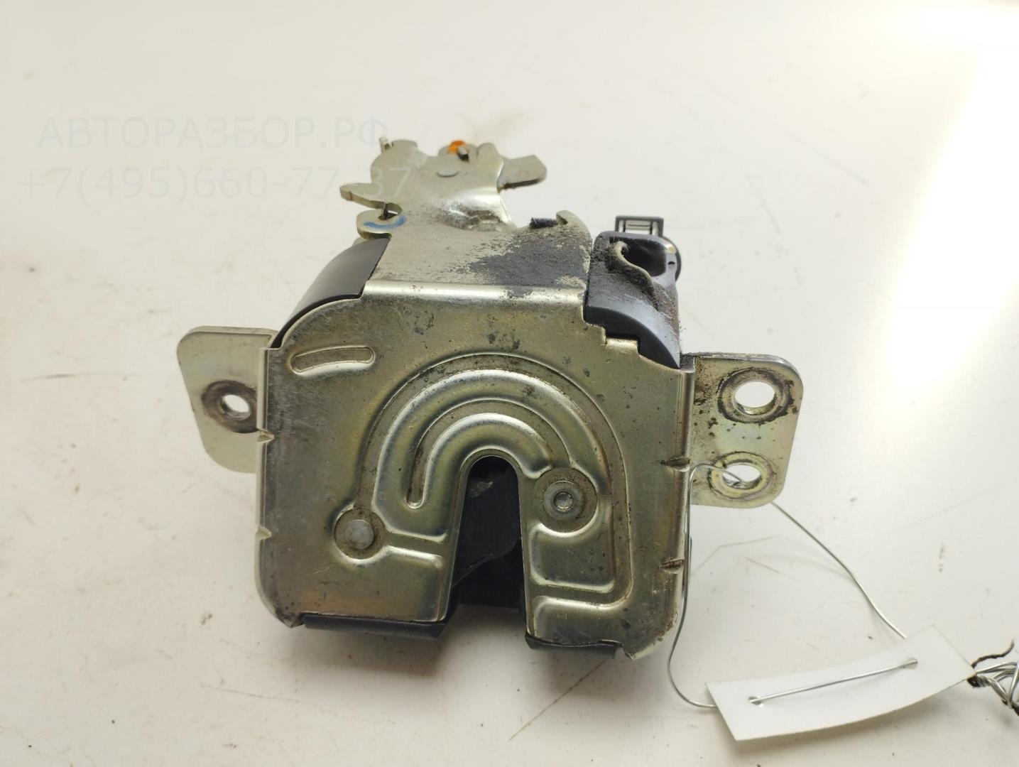 Замок багажника