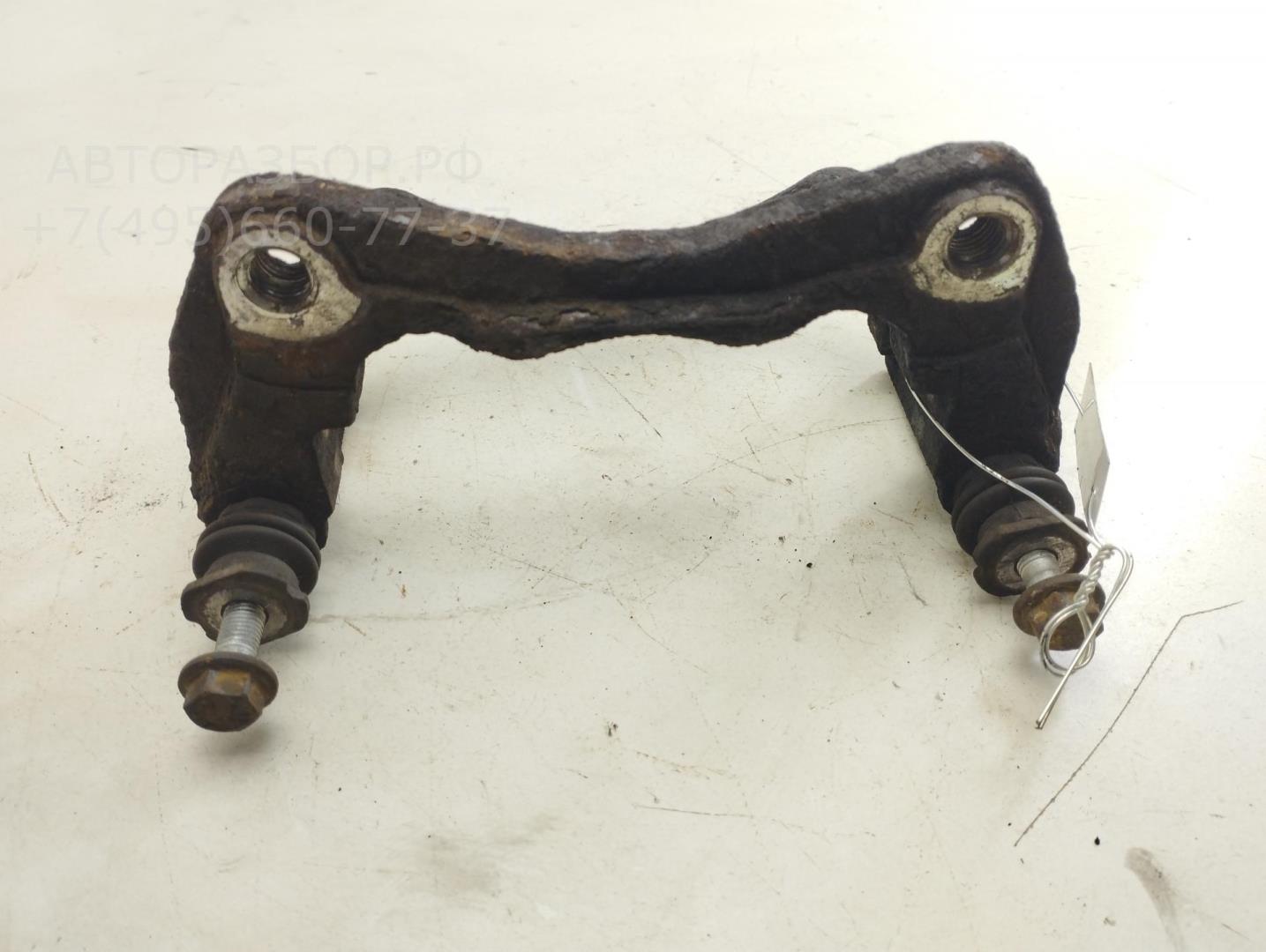 Скоба суппорта переднего