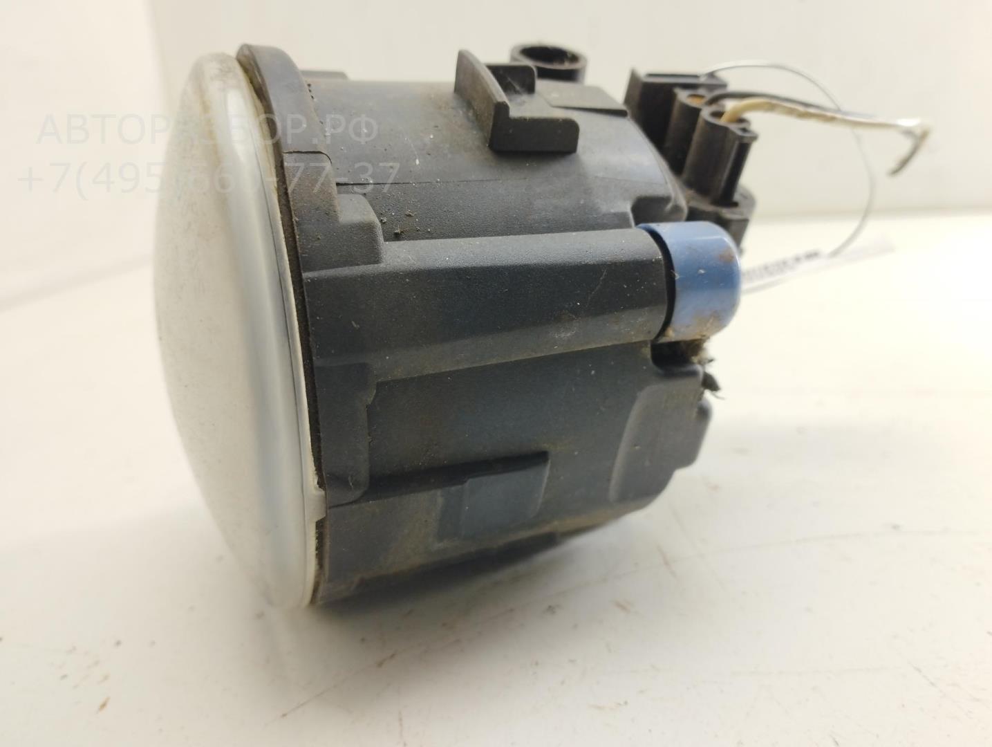 Фара противотуманная правая