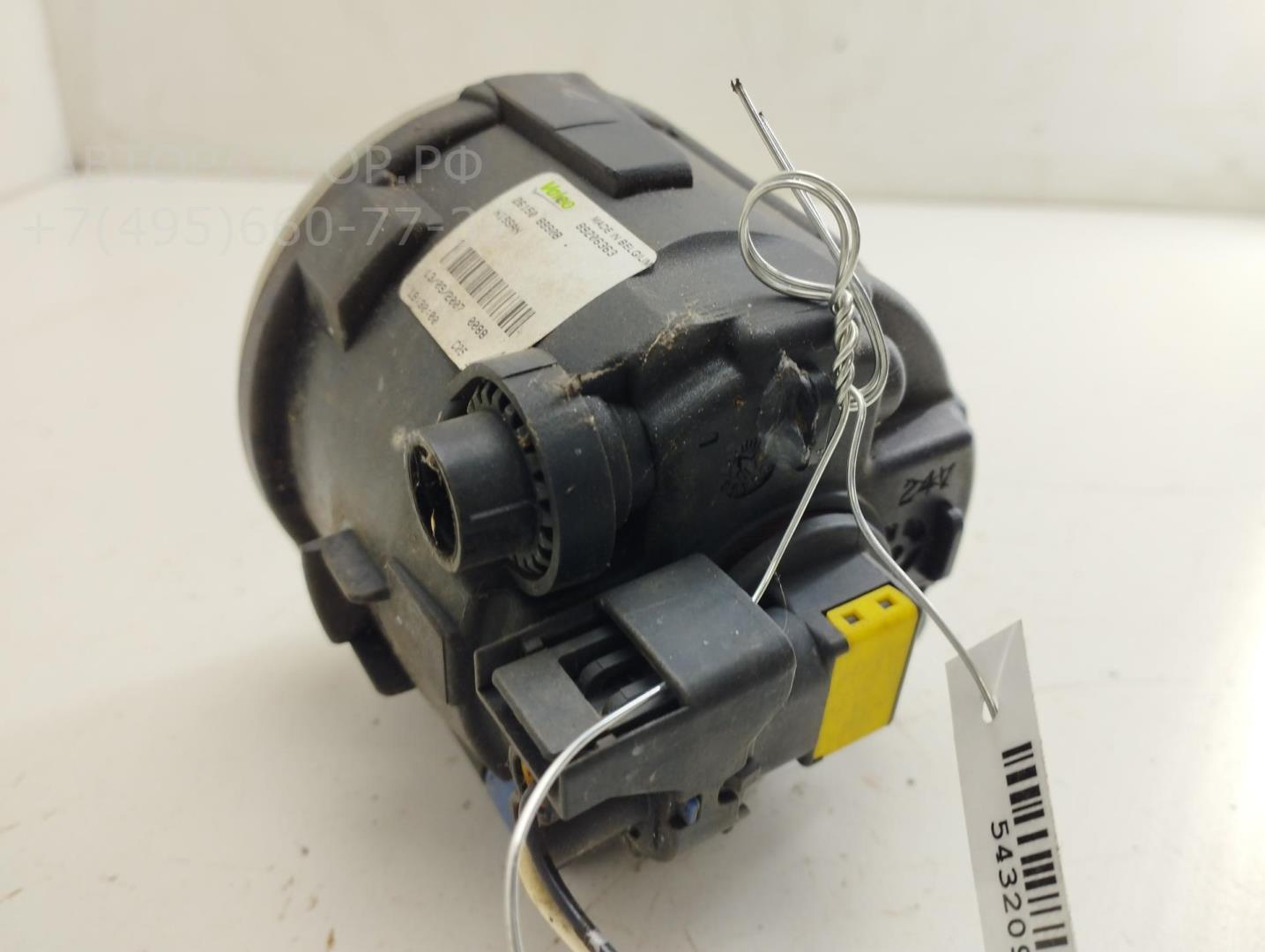 Фара противотуманная правая