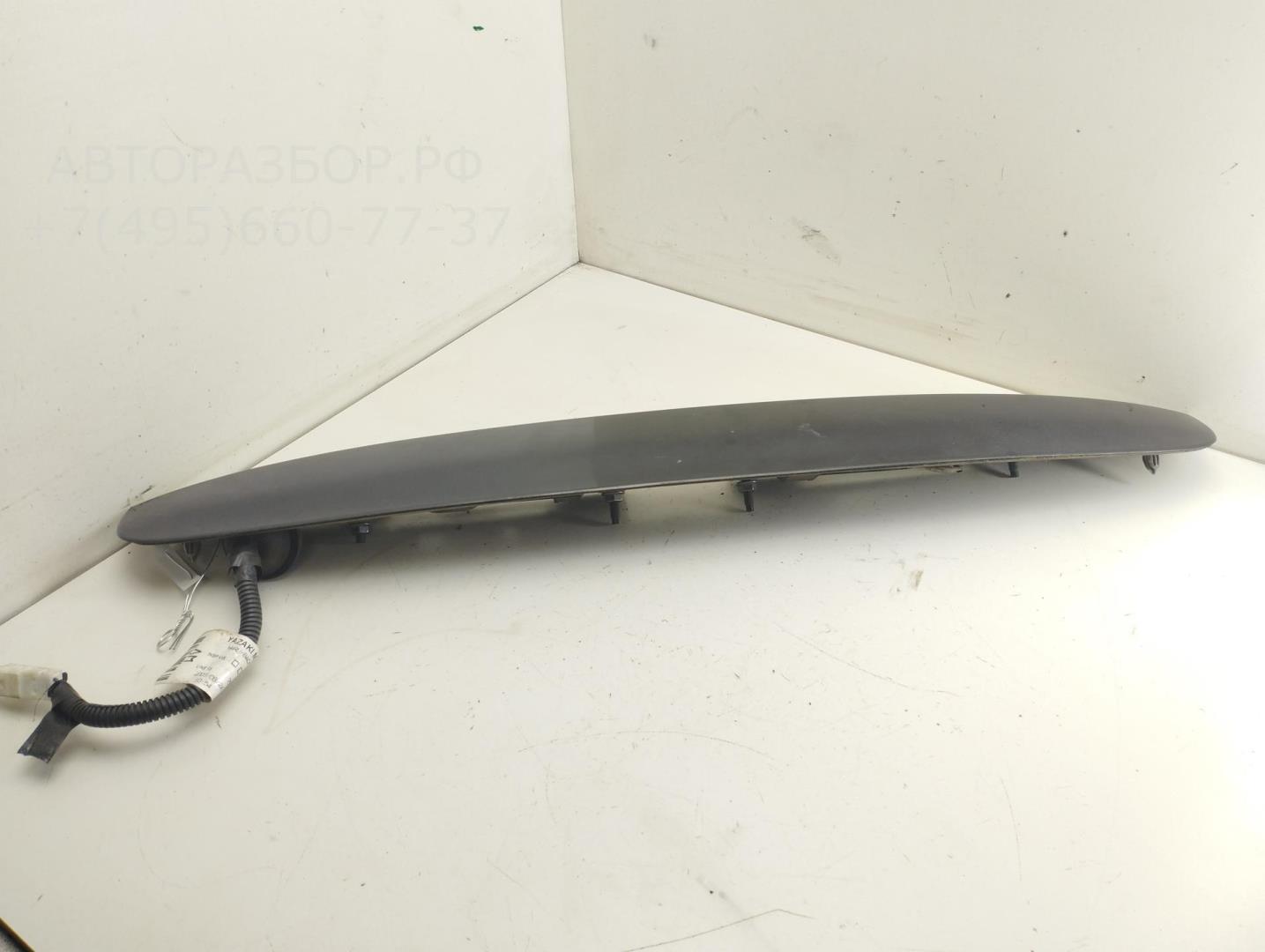 Накладка крышки багажника