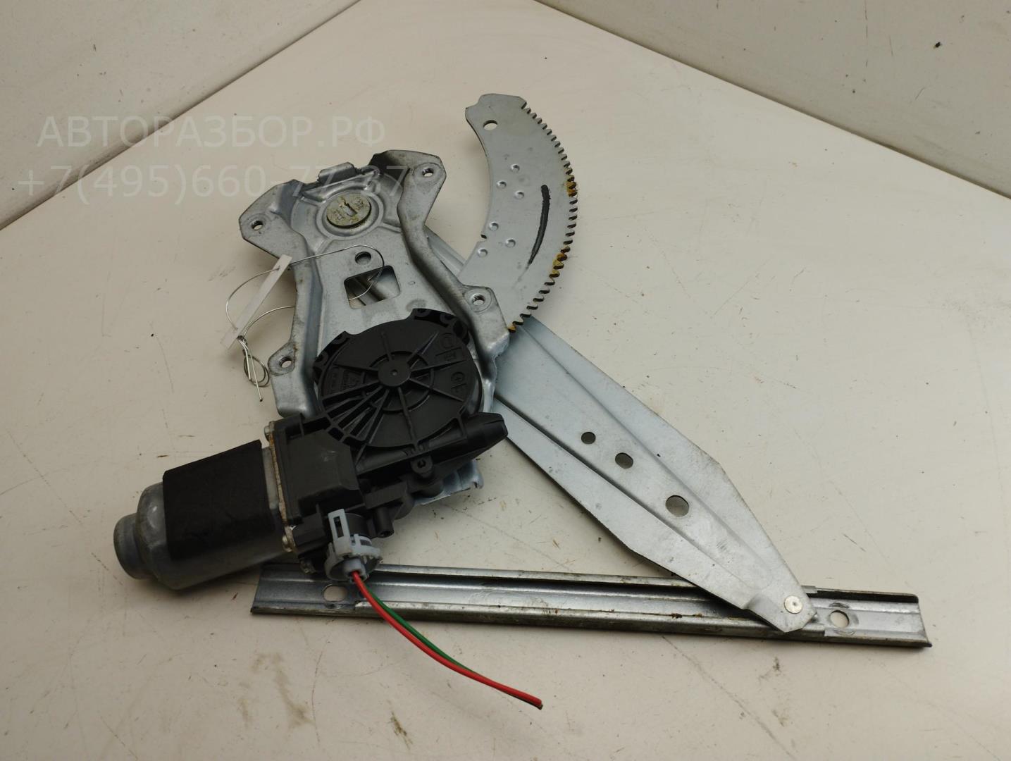 Стеклоподъемник электр. задний левый