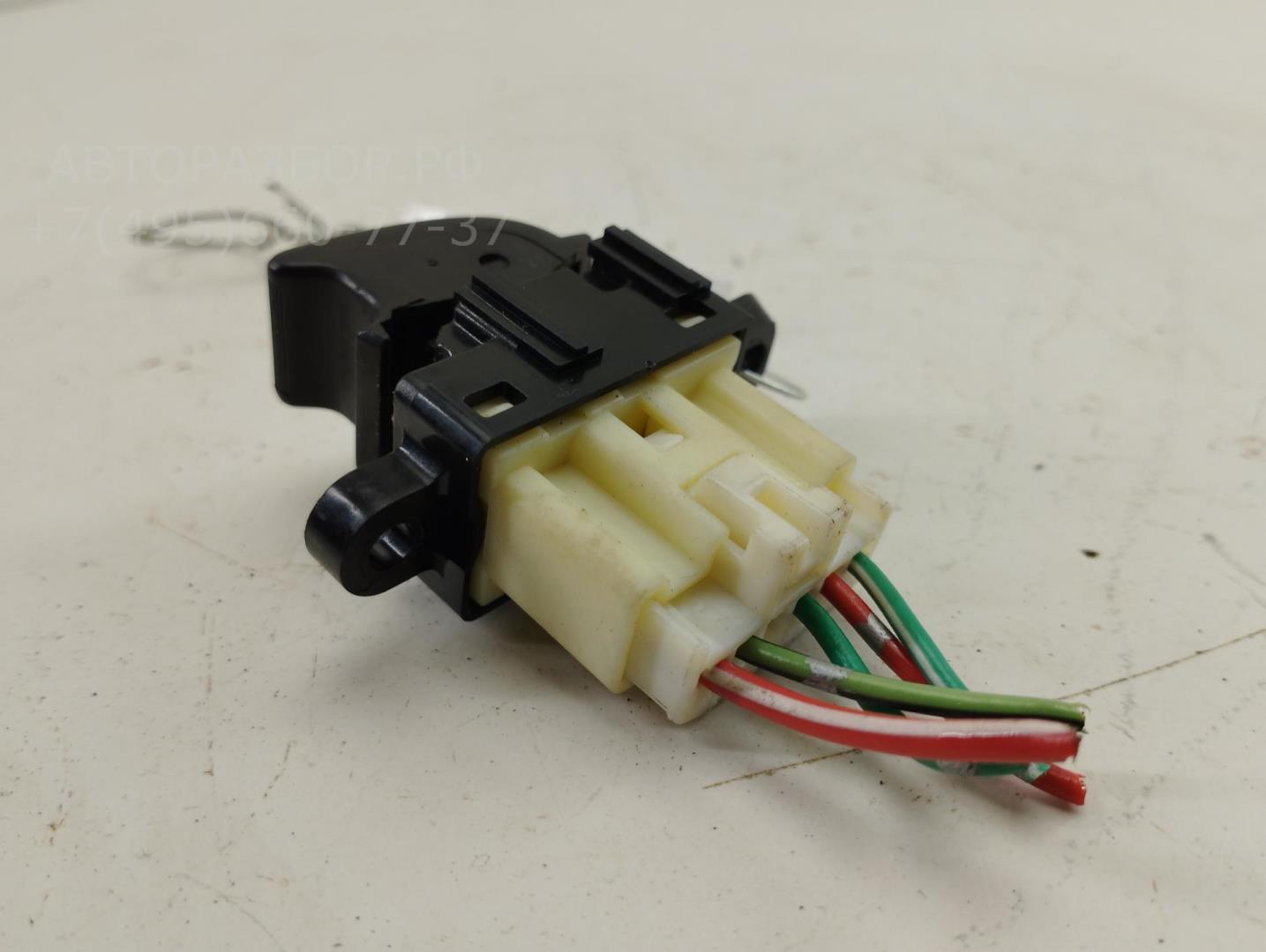 Кнопка стеклоподъемника