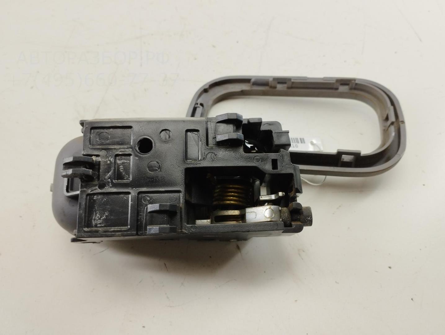 Ручка двери задней внутренняя левая