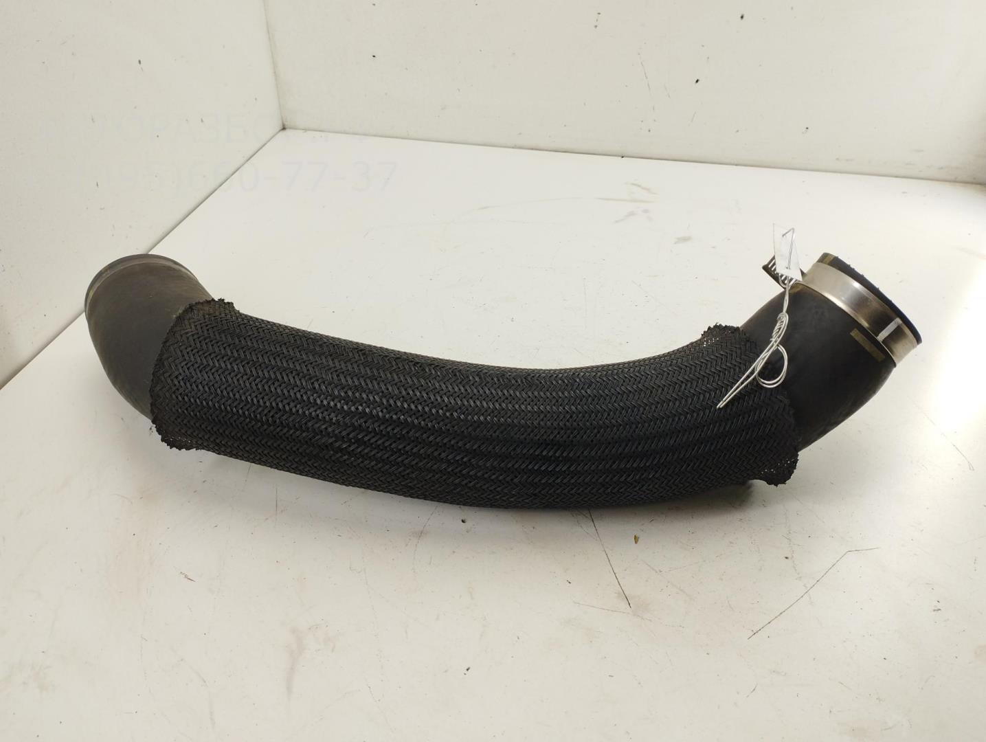 Патрубок интеркулера