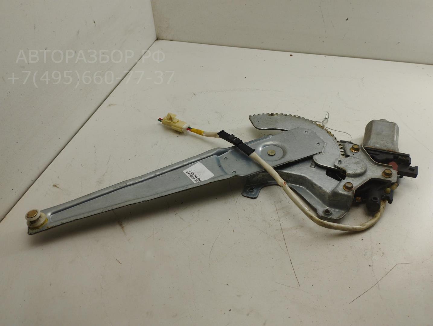 Стеклоподъемник электр. задний правый