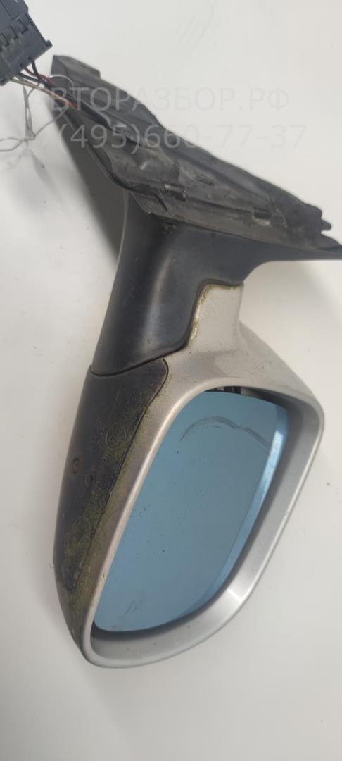 Зеркало правое электрическое